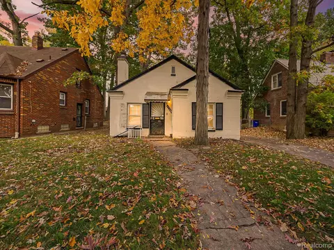 17308 Chapel St, Detroit, MI 48219
