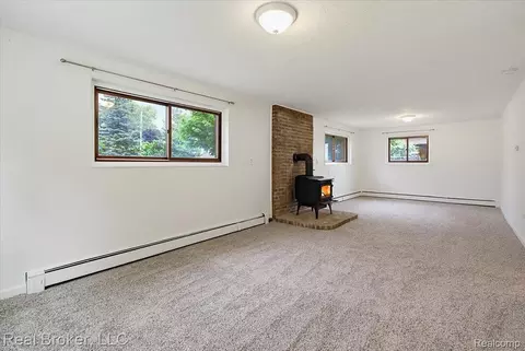 Living - 8320 Hillpoint Dr, Brighton, MI 48116 photo 6 of 7
