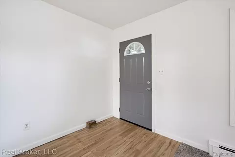 Entry Way - 8320 Hillpoint Dr, Brighton, MI 48116 photo 1 of 1