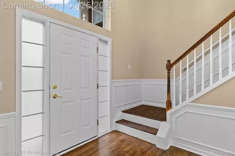 Entry Way - 49385 Central Park E, Shelby Township, MI 48317 photo 1 of 2