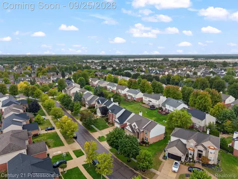 View/Area - 49385 Central Park E, Shelby Township, MI 48317 photo 1 of 4