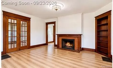 Living - 180 E Pearl, Coldwater, MI 49036 photo 1 of 2