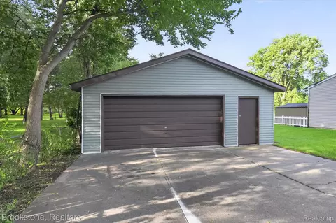 Other - 19064 Toepfer Dr, Eastpointe, MI 48021 photo 19 of 20