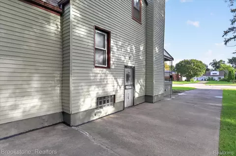 Other - 19064 Toepfer Dr, Eastpointe, MI 48021 photo 16 of 20