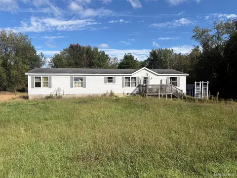 9381 21 Mile Ne Rd, Nelson, MI 49343