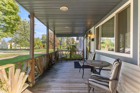 Exterior - 7841 Monroe Blvd, Taylor, MI 48180 photo 6 of 7