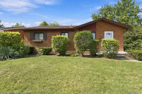 29435 Spoon Ave, Madison Heights, MI 48071