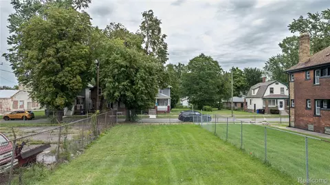 3467 Parker St, Detroit, MI 48214