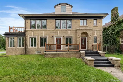 2409 Calvert St, Detroit, MI 48206