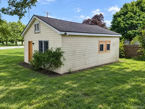 730 10th St, Sebewaing, MI 48759 photo 4