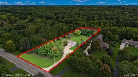 View/Area - 5464 N Seymour Rd, Flushing, MI 48433 photo 6 of 6