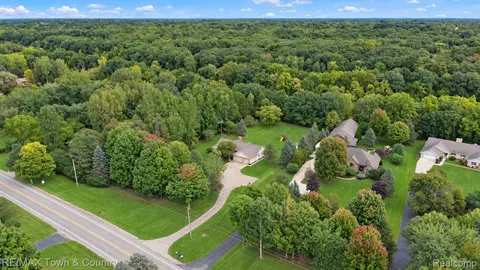 View/Area - 5464 N Seymour Rd, Flushing, MI 48433 photo 4 of 6