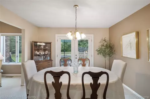 Dining - 5464 N Seymour Rd, Flushing, MI 48433 photo 2 of 3