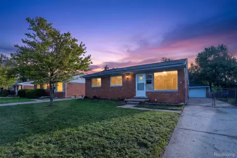 27754 Townley Ave, Madison Heights, MI 48071