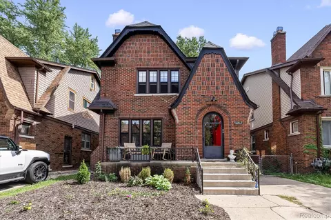 17342 Warrington Dr, Detroit, MI 48221