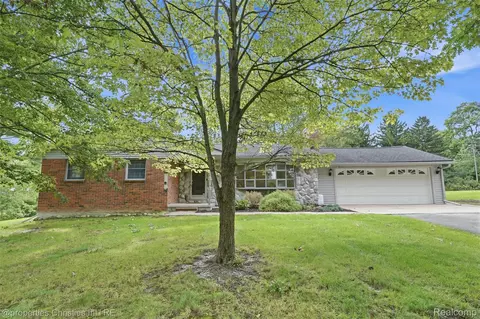 4030 Textile Rd, Pittsfield, MI 48197