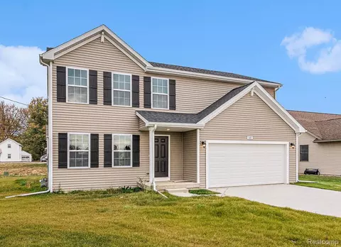 513 Emerald Glen Dr, Manchester, MI 48158