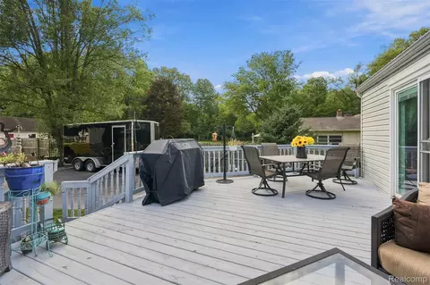 Exterior - 36739 Wick Rd, Romulus, MI 48174 photo 9 of 17