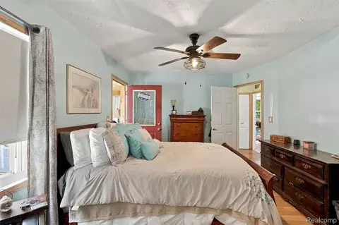 Bedroom - 36739 Wick Rd, Romulus, MI 48174 photo 2 of 4