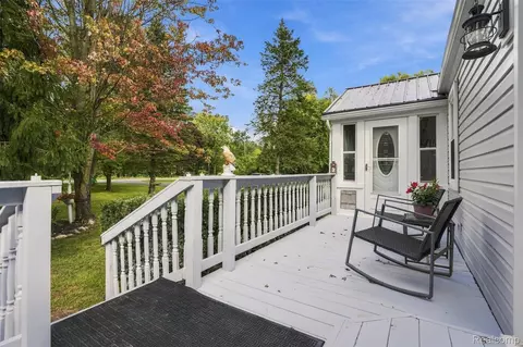 Exterior - 36739 Wick Rd, Romulus, MI 48174 photo 17 of 17