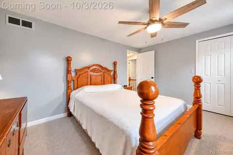 Bedroom - 17459 Delaware Ct, Macomb, MI 48044 photo 5 of 5
