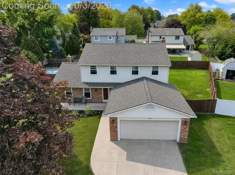 View/Area - 17459 Delaware Ct, Macomb, MI 48044 photo 2 of 5