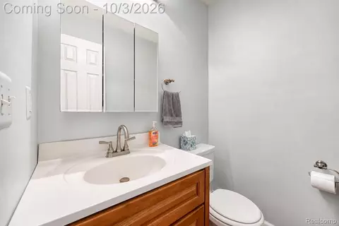 Bath - 17459 Delaware Ct, Macomb, MI 48044 photo 1 of 4