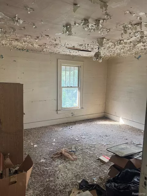 1534 Bennett Ave, Flint, MI 48506 photo 7