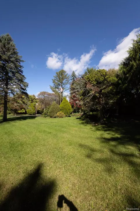 Exterior - 575 S Hemlock Rd, Richland, MI 48626 photo 18 of 19