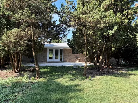 Exterior - 575 S Hemlock Rd, Richland, MI 48626 photo 6 of 19