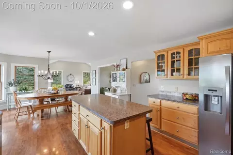 Kitchen - 10777 Mccabe Rd, Green Oak, MI 48116 photo 2 of 2