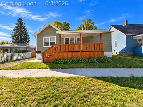 1030 Division St, Port Huron, MI 48060