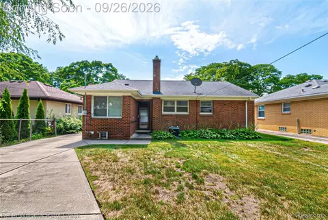 Exterior - 2425 Derby Rd, Troy, MI 48084 photo 1 of 1