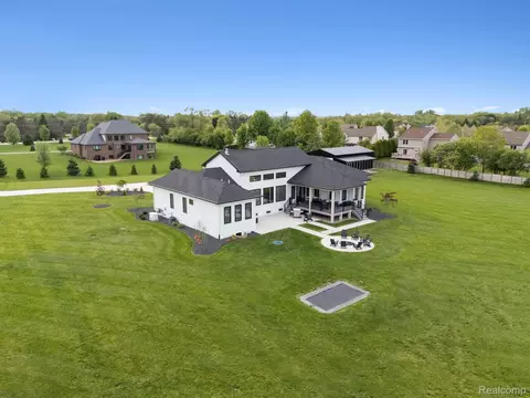 View/Area - 6717 Warner Rd, Pittsfield, MI 48176 photo 2 of 5