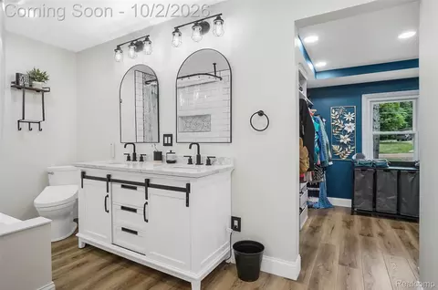 Bath - 9205 Warner Rd, Woodhull, MI 48840 photo 2 of 5
