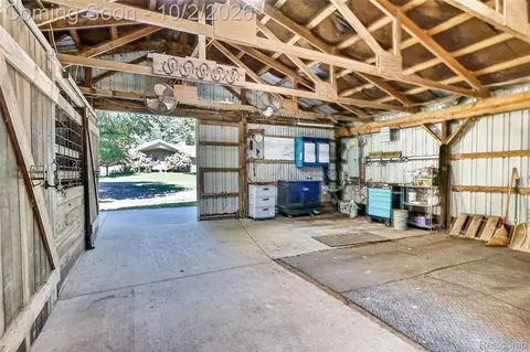 Entry Way - 9205 Warner Rd, Woodhull, MI 48840 photo 3 of 3