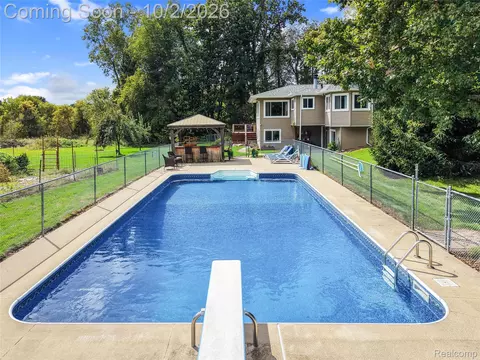 Exterior - 9205 Warner Rd, Woodhull, MI 48840 photo 2 of 2