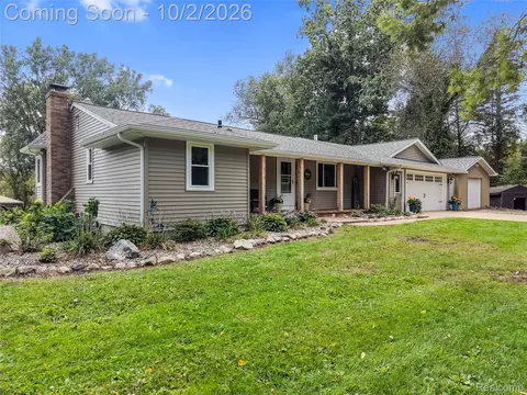 9205 Warner Rd, Woodhull, MI 48840