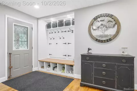 Entry Way - 9205 Warner Rd, Woodhull, MI 48840 photo 1 of 3