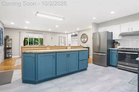 Kitchen - 9205 Warner Rd, Woodhull, MI 48840 photo 3 of 4