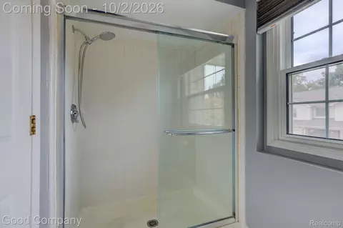 Bath - 416 Oakgrove Ct, Clawson, MI 48017 photo 5 of 5