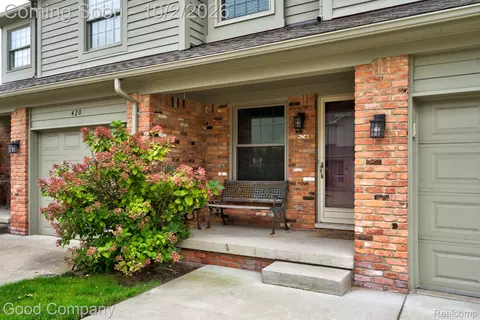 Exterior - 416 Oakgrove Ct, Clawson, MI 48017 photo 4 of 4