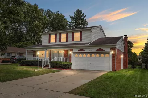 16316 Golfview St, Livonia, MI 48154