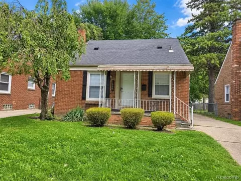 7250 Dolphin, Detroit, MI 48239