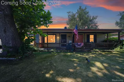 3728 Grafton St, Orion, MI 48359