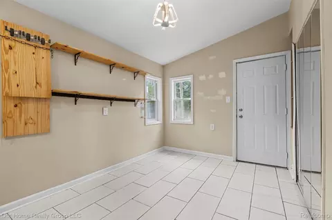 Entry Way - 35520 Ronald St, Romulus, MI 48174 photo 4 of 4