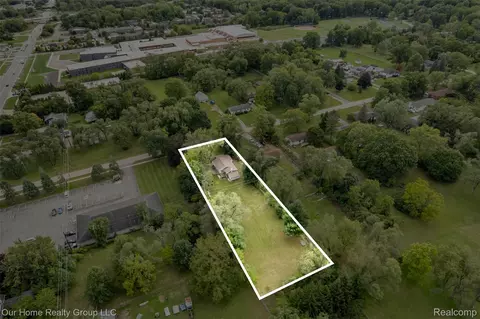 View/Area - 35520 Ronald St, Romulus, MI 48174 photo 8 of 9