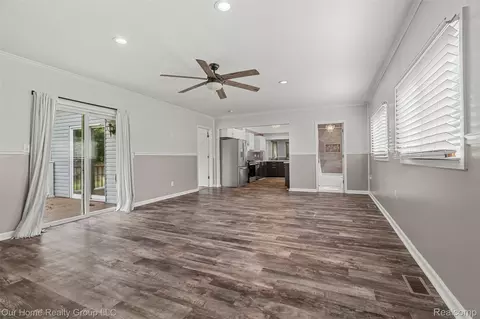 Living - 35520 Ronald St, Romulus, MI 48174 photo 2 of 3
