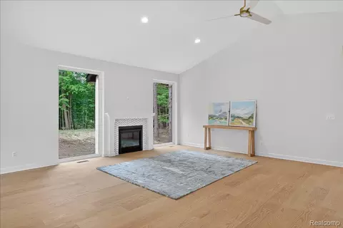 Living - 3133 Farmbrook Ln, Metamora, MI 48455 photo 7 of 11