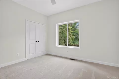 Bedroom - 3133 Farmbrook Ln, Metamora, MI 48455 photo 3 of 8